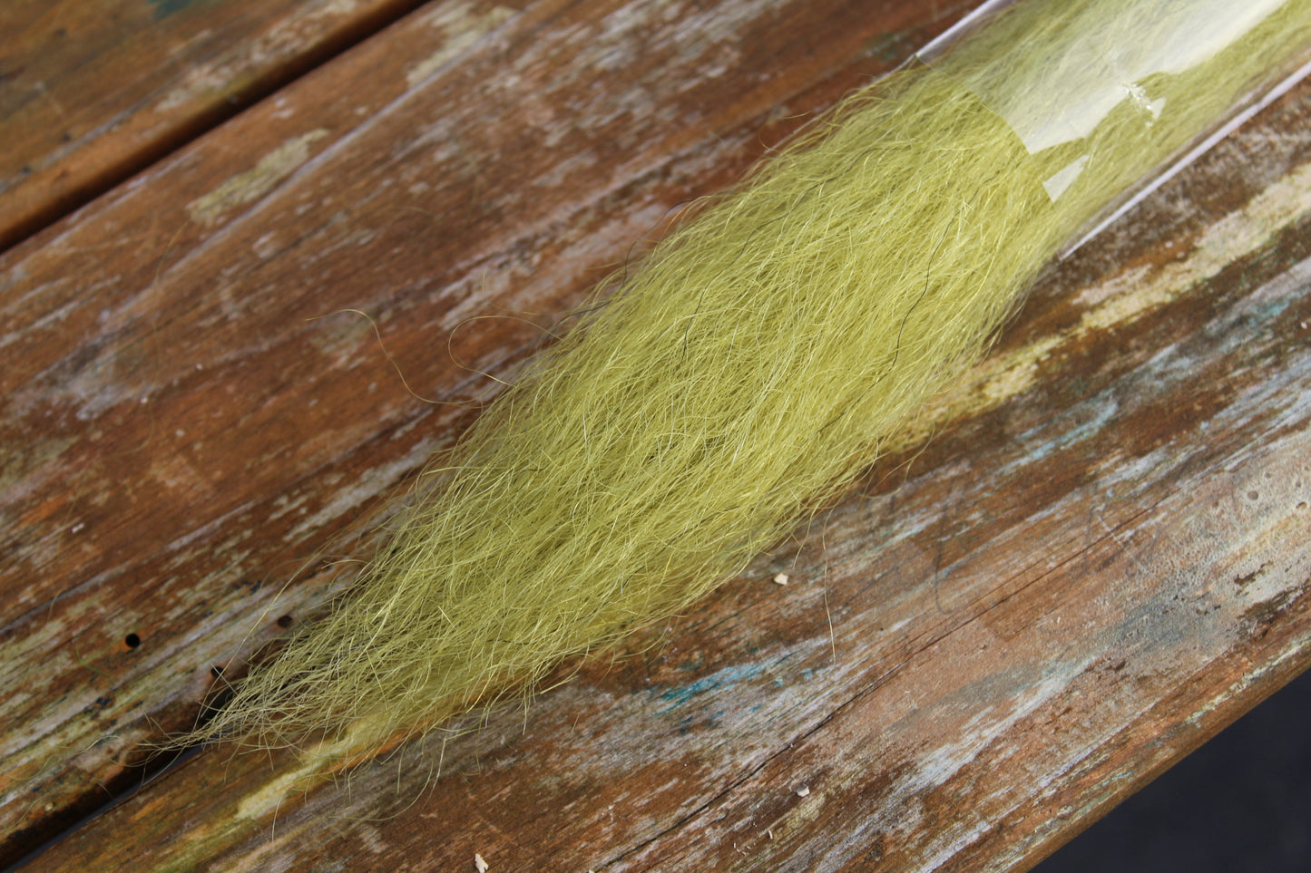Yakety Yak hair - Medium olive